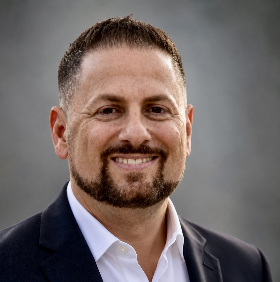 Keith Kuperman, author of Back to Me